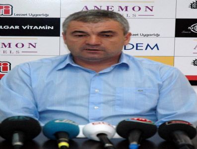 HALIL ÜNAL - Rıza Çalımbay, Ümit Karan'ı Suçladı