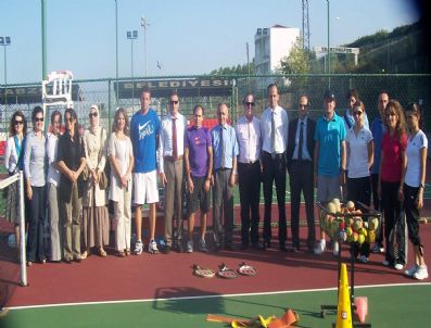 AVRUPA GENÇLIK OLIMPIK OYUNLARı - Belediyespor'dan Tenis Kursu