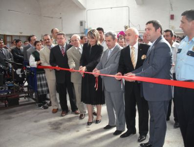 NUSRET ŞAHIN - Çarşamba Eml Hibe Destekli Okul Oldu