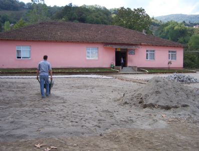TAŞBURUN - Genç İşadamından Eğitime Destek