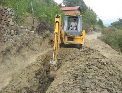 NUMAN HATIPOĞLU - Tavşanlı'da Köylerin 'Altyapısı' Yenileniyor
