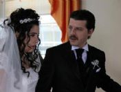 Ünlü oyuncu İlker Aksum kılıçla yaralandı