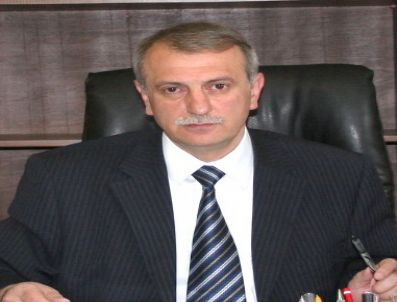 OSMAN BAYDEMIR - Başkan Karahan'dan Baydemir'e Bayrak Tepkisi