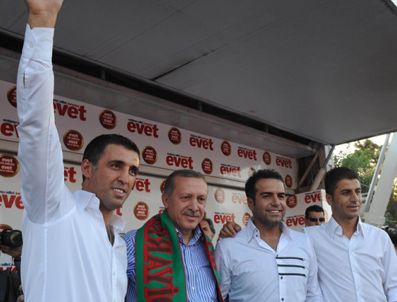 AKIF EKICI - CHP Hakan Şükür'e kafayı taktı