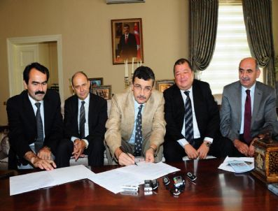 MUSA USLAN - Alaşehir Osman Akça İlköğretim Okulu'na Ek Bina