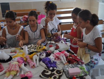 BEZ BEBEK - Miniklerden Bez Bebek Kursu'na Yoğun İlgi