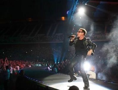 U2 - U2'ya biletle 15 milyon lira aktı
