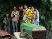 Usta Gazeteci Defnedildi