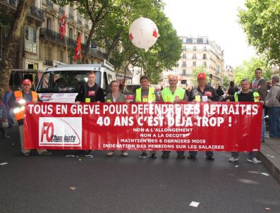 CITROEN - Yaklaşık 2 Milyon Fransız, Emeklilik Yasasını Protesto İçin Sokaklara İndi