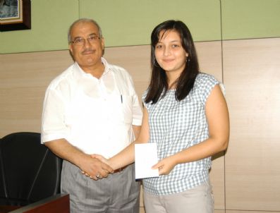 Başkan Kocamaz'dan Başarılı Öğrencilere Bayram Hediyesi