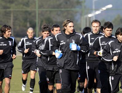 TEKIROVA - Beşiktaş iki grup halinde çalıştı