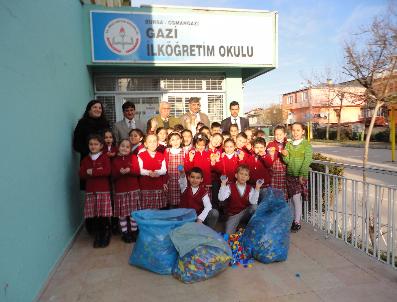 BETÜL DEMİR - Gazi İlköğretimli öğrenciler tane tane kapakları topladı, adım adım engelleri aştı