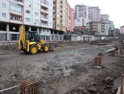 Yeni pazar yeri teslim tarihinden önce bitirilecek
