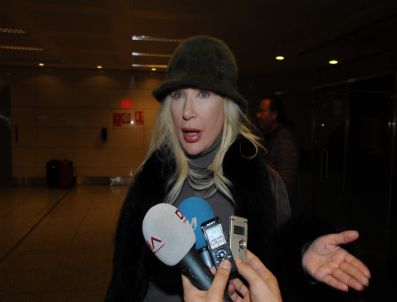 Kktc-istanbul Seferini Yapan Uçağa Bomba İhbarı