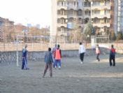 Malatya'da Toprak Sahada Futbol