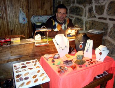 Marmara'nın Taşları İnsanların Aurasını Düzeltiyor