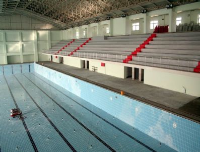 Olimpik Kapalı Yüzme Havuzunda Çalışmalar Bitme Aşamasına Geldi
