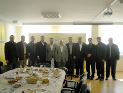 NECMETTIN ÇALıŞKAN - Askon'dan Dünya Birincisi Hafızlara Kahvaltı