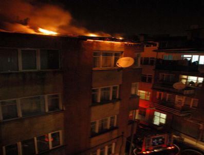 Erzurum'da Çatı Katı Yangını Korkuttu