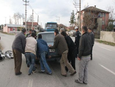 Sakarya'da Trafik Kazası: 1 Yaralı