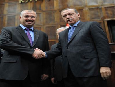 Ak Parti İslahiye İlçe Teşkilatı 957 İlçe Arasından 27. Oldu