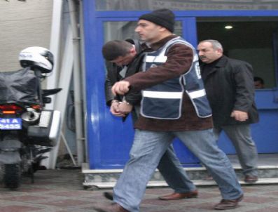 Firari Hırsız Yakayı Ele Verdi