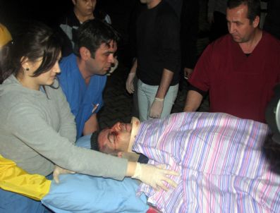 Hasta Taşıyan Ambulans Kaza Yaptı: 1 Ölü, 5 Yaralı