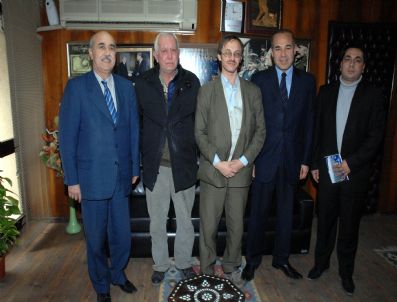 Kayıp Damgaların Peşinde