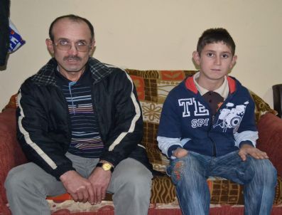 El Protezi İçin Yardım Bekliyor