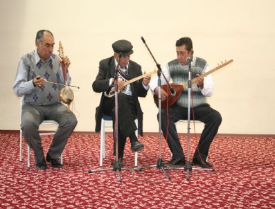 KÖSELI - Hastanede Dev Konser