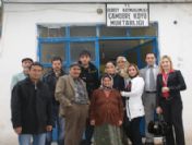 Medical Park Uşak Hastanesi'nden Çamdere Köy Revirine Sağlık Malzemesi Yardımı