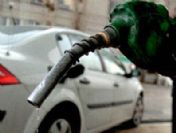 Vatandaş ucuz akaryakıta hücum etti