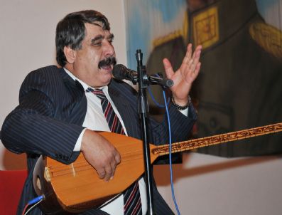 KEMANCı - Aşıklar Osmaniye'nin Kurtuluşu İçin Atıştı