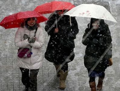 Bazı illerde aralıksız kar yağışı var!