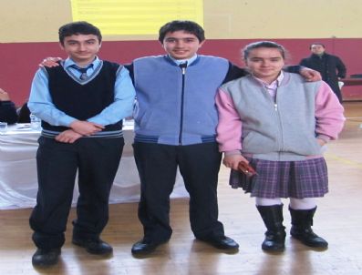 BILGI YARıŞMALARı - Ödemiş'teki Bilgi Yarışmalarında Heyecan Yaşandı