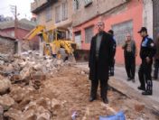 Şahinbey Belediyesi, Tehlike Arzeden Metruk Yapıları Yıktı