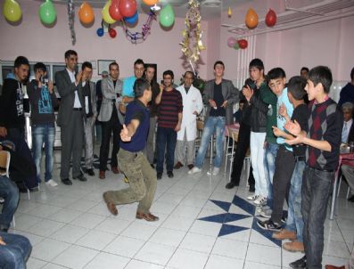 ALPER BALCı - Yurt-ay'dan Moral Gecesi