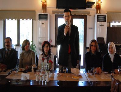 Ak Parti'den 'Yalnız Değilsiniz' Projesi