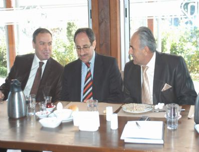 Cebeci'ye 'Milletveili Ol' Çağrısı