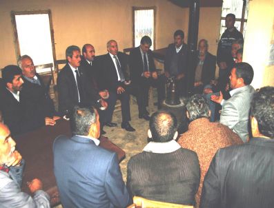 KAZıM ÖZGAN - Küçükaydın, Köylünün, Orman Teşkilatı İle Yaşadığı Sorunları Dinledi