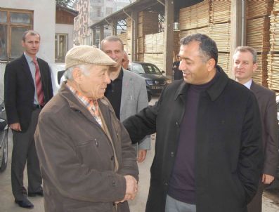 Kütahya Valisi, Kahvaltısını Simav'da Yaptı