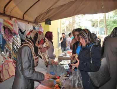 ÖZERK ÖZCAN - Ceylanpınar'da Cami Yararına Kermes
