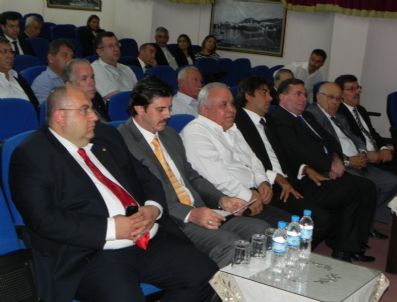 İzmir Odalar ve Borsalar Yönetim Kurulları Ortak Toplantısı Foça`da Yapıldı