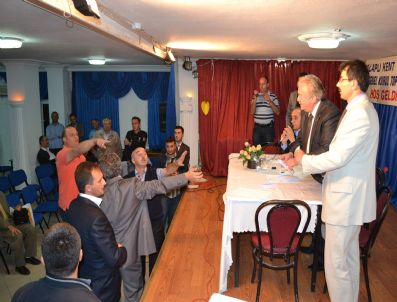 Kent Konseyi Genel Kurulunda `bey` Krizi