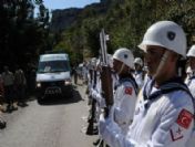 Tarsus Şehidini Uğurladı