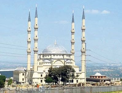 SELIMIYE CAMII - Selimiye'nin ikizi Güney Afrika'da yapılıyor