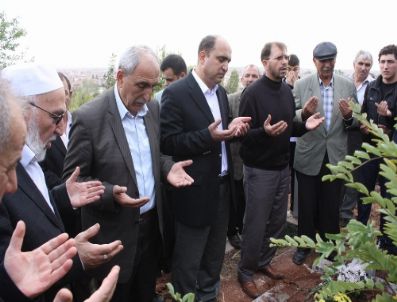 ERDAL EREN - Aksaray Belediye Başkanı Nevzat Palta’nın Annesi Vefat Etti