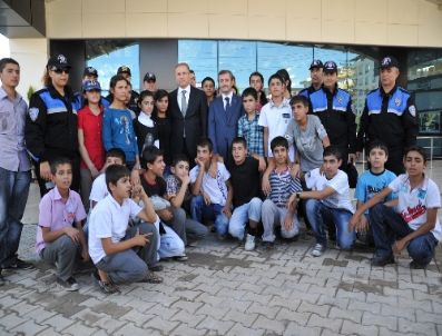 SÜLEYMAN OĞUZ - Çocuklar 'gönüller Vadide Buluşuyor Projesi' İle Güldü