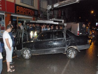 Hastane Çıkışı Kaza Yaptılar: 1 Yaralı