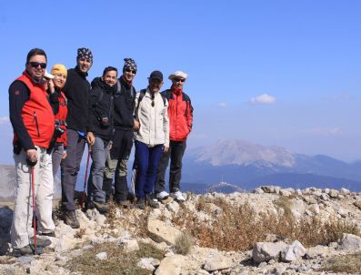 TÜRKIYE DAĞCıLıK FEDERASYONU - İlgaz Dağı Büyükhacet Tırmanışı Yapıldı